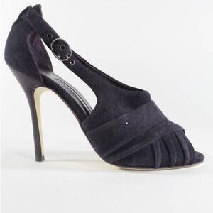 M MANOLO BLAHNIK suede slingback sandals